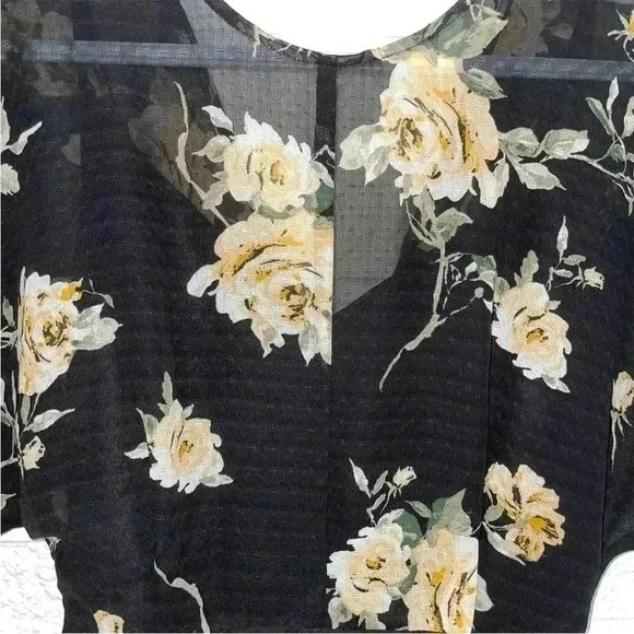 Dynamite Romper - Picture 3 of 6